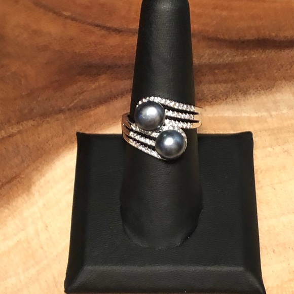 Freshwater Peacock Pearl, Simulated White Diamond - Picture 7 of 8